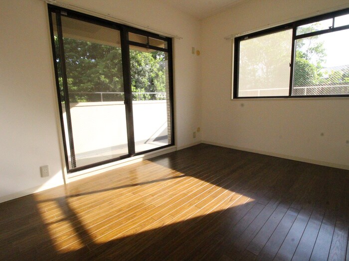 物件内観写真22　(居室)