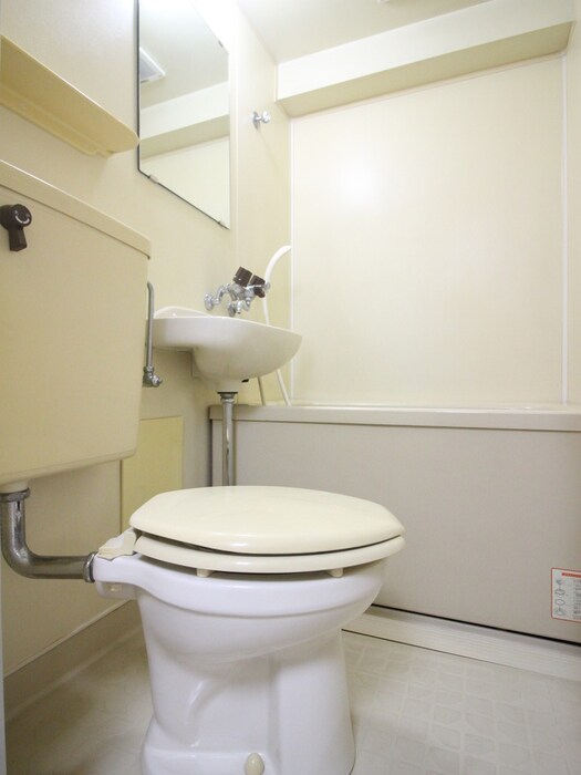 物件内観写真14　(トイレ)