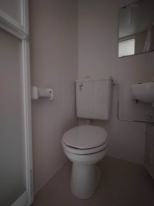 物件内観写真15　(トイレ)