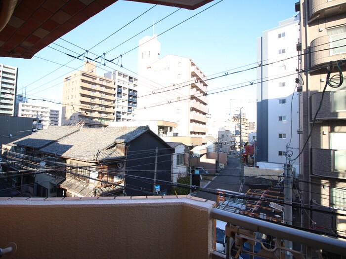 物件内観写真17　(室内からの展望)