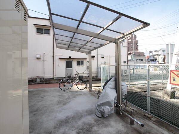 駐輪場
