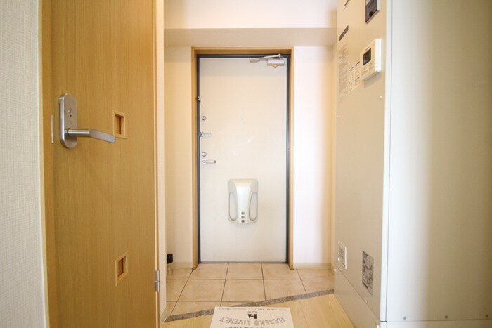 物件内観写真15　(玄関)