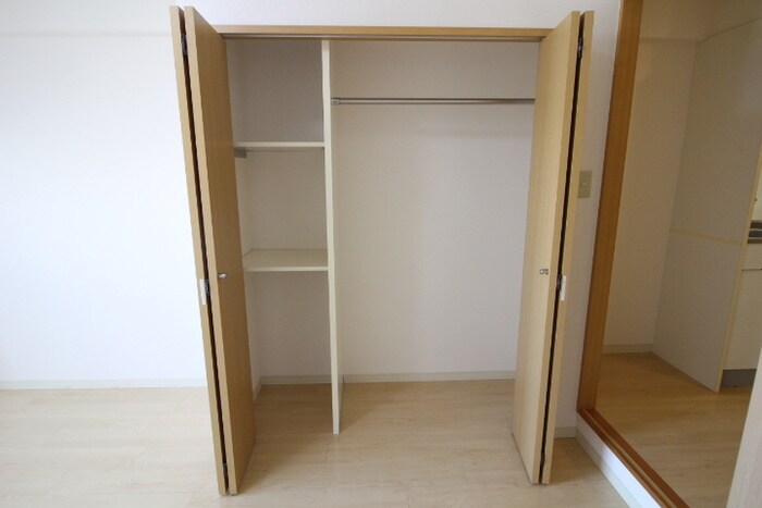 物件内観写真15　(収納)