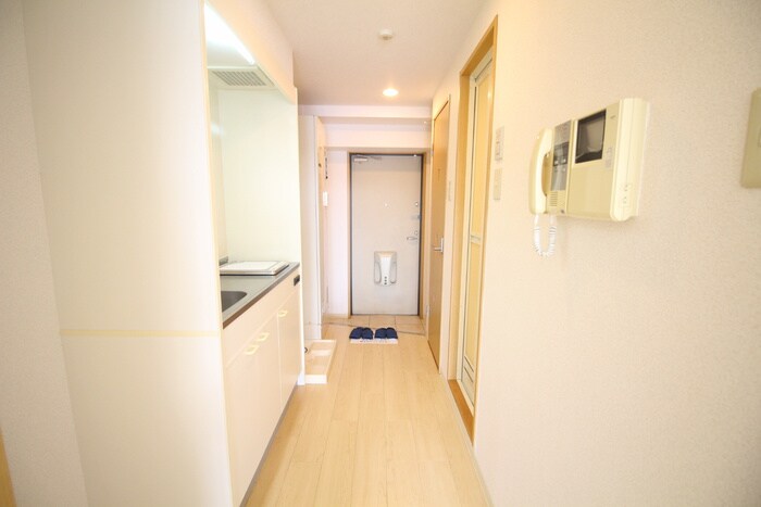 物件内観写真19　(廊下)