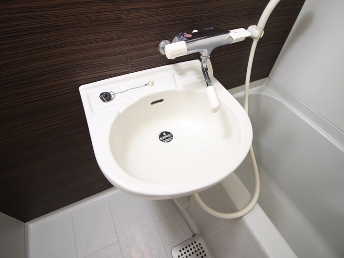 物件内観写真10　(洗面)