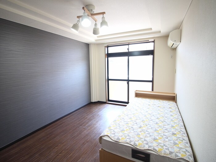 物件内観写真17　(居室)
