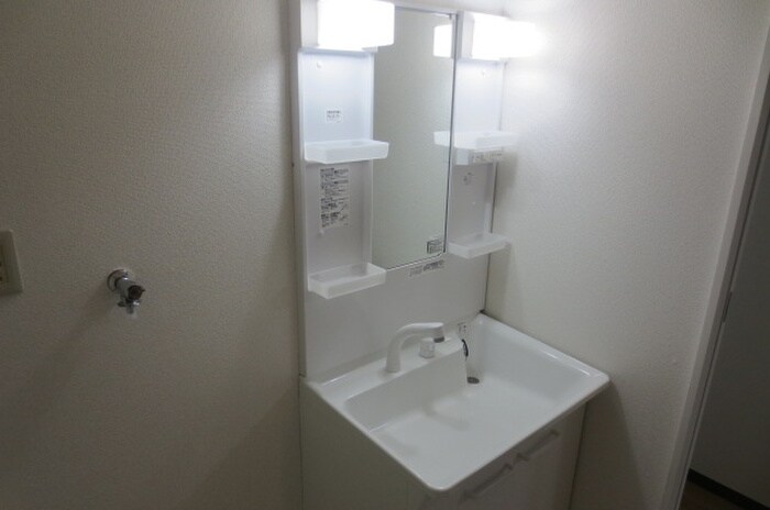 物件内観写真11　(洗面)