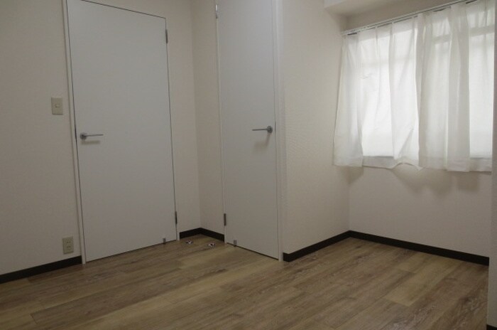 物件内観写真14　(居室)