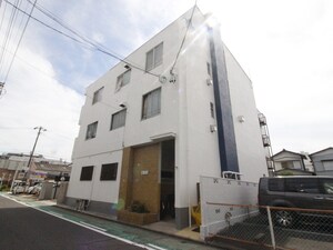 東ビル外観写真