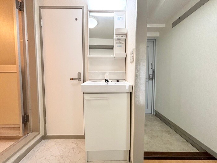 物件内観写真12　(洗面)