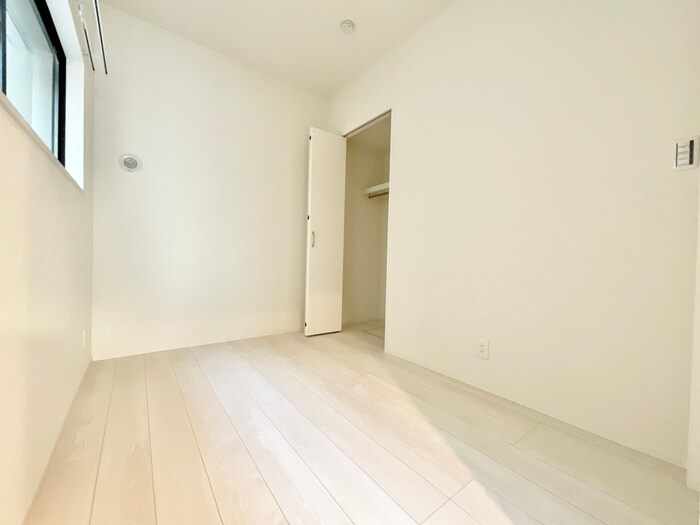 物件内観写真9　(居室)