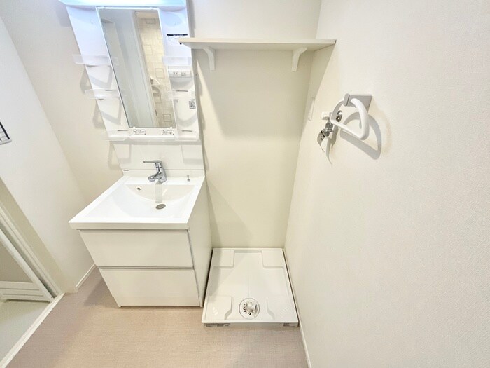 物件内観写真15　(洗濯機置場)