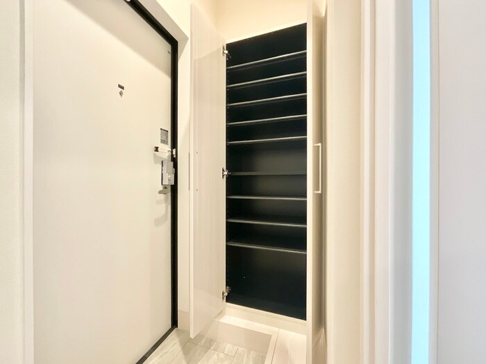 物件内観写真17　(靴箱)