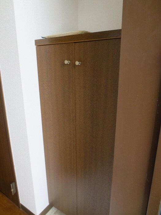 物件内観写真8　(靴箱)