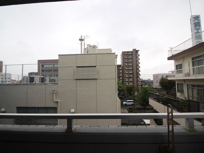 物件内観写真15　(室内からの展望)