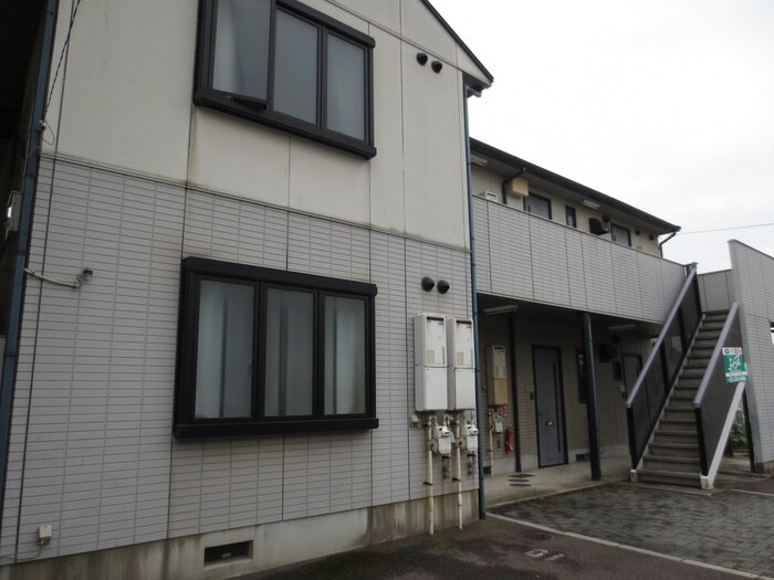 物件外観写真3　(外観写真)