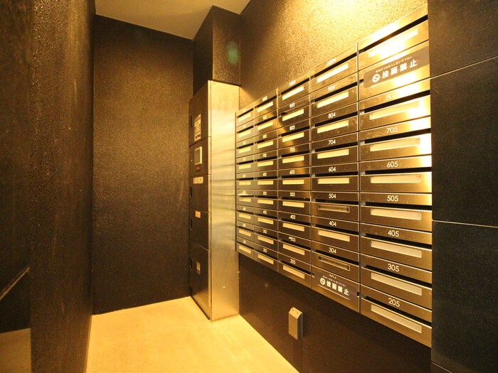 物件外観写真4　(建物設備)