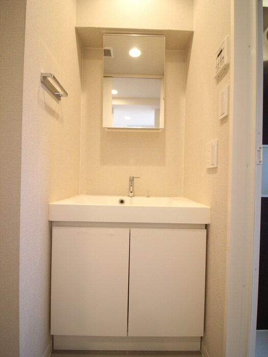 物件内観写真13　(洗面)