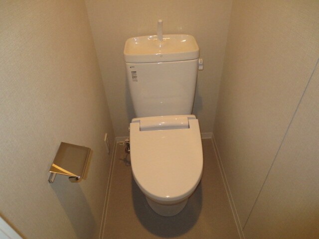 物件内観写真14　(トイレ)