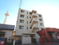 ハイファームマンションの外観写真