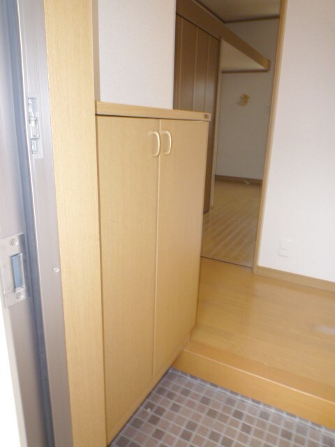 物件内観写真10　(靴箱)