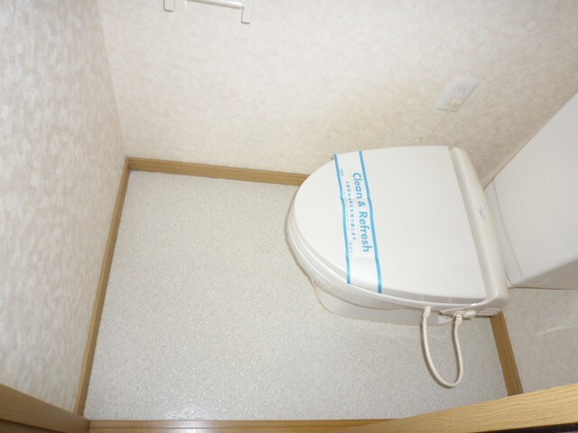 物件内観写真11　(トイレ)