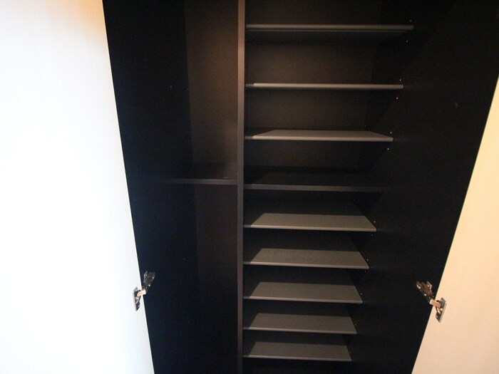 物件内観写真16　(靴箱)