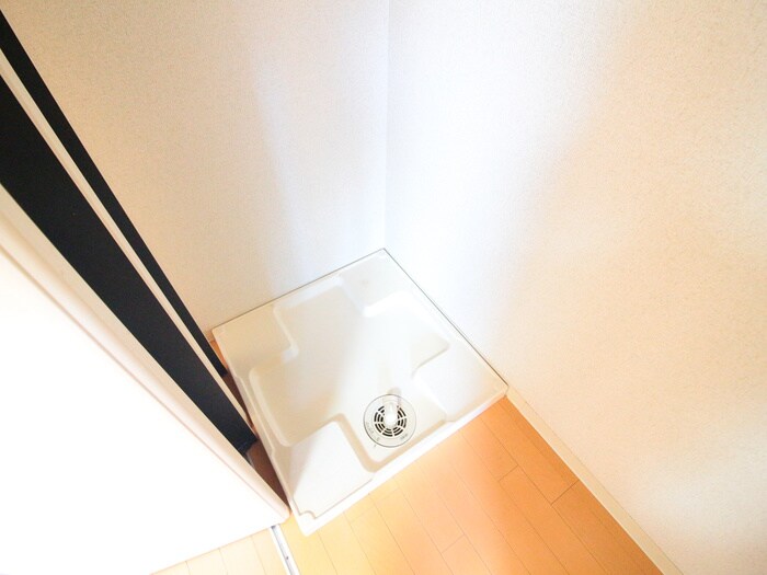 物件内観写真20　(洗濯機置場)