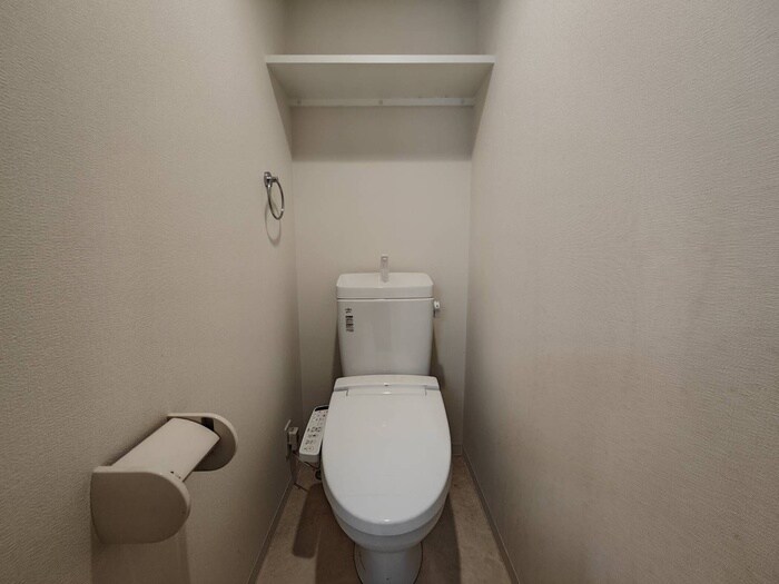 物件内観写真13　(トイレ)