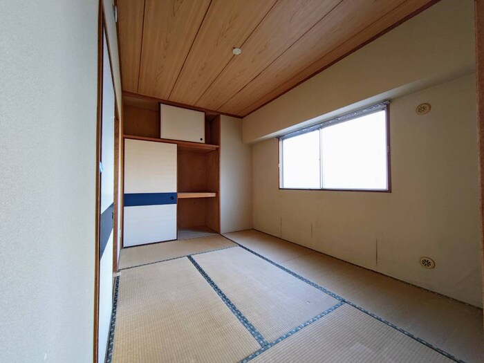 物件内観写真8　(居室)