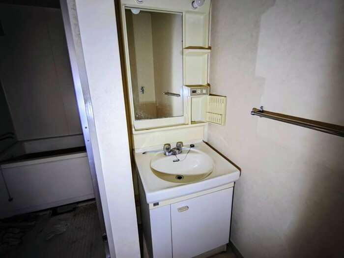 物件内観写真15　(洗面)