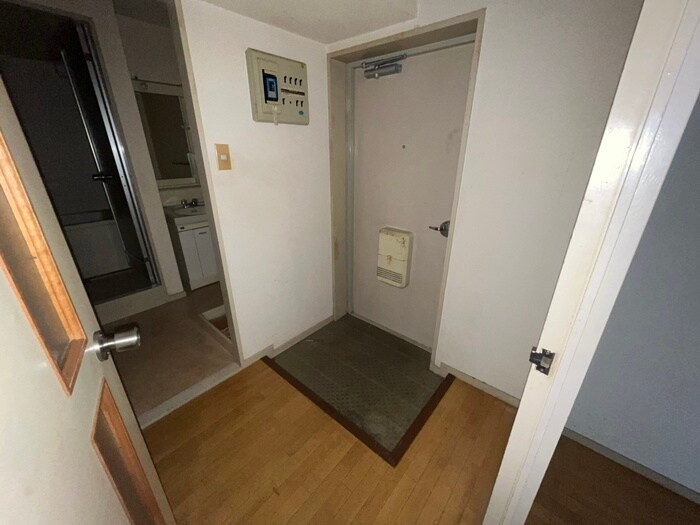 物件内観写真20　(玄関)