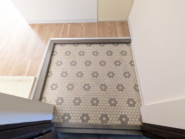 物件内観写真15　(玄関)
