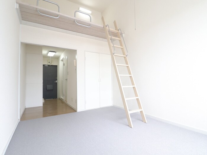 物件内観写真8　(居室)