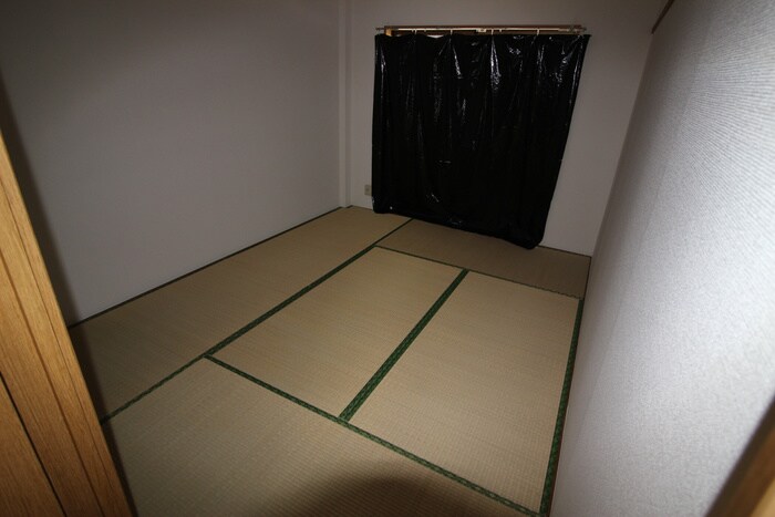 物件内観写真15　(居室)