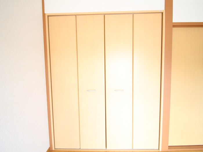 物件内観写真15　(収納)
