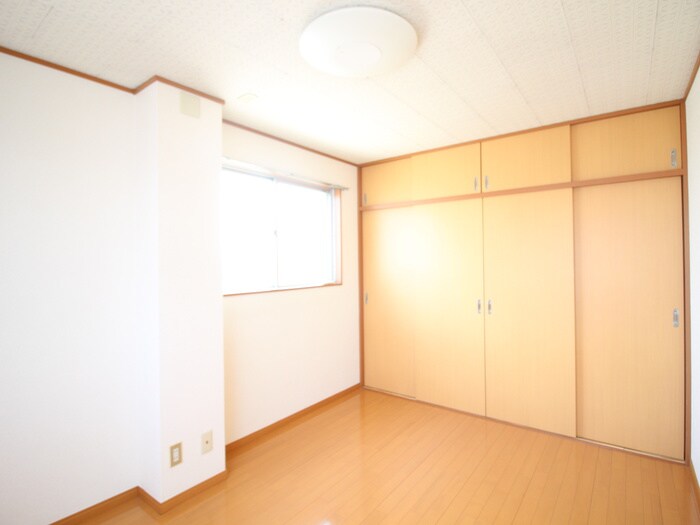 物件内観写真16　(居室)