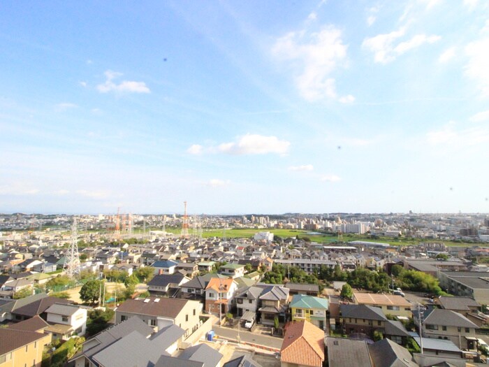 物件内観写真16　(室内からの展望)