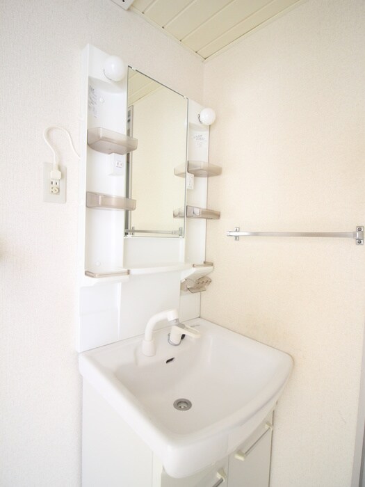 物件内観写真11　(洗面)