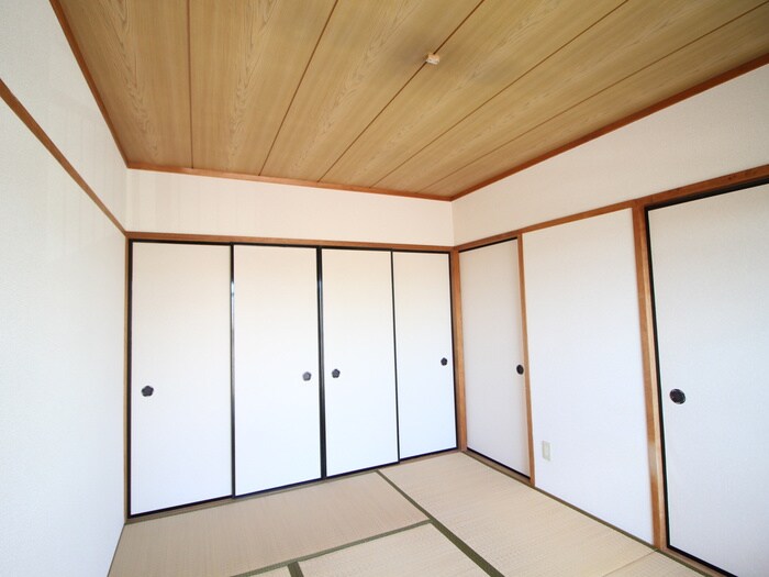 物件内観写真13　(居室)