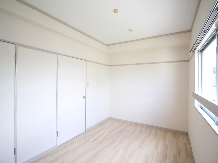 物件内観写真19　(居室)