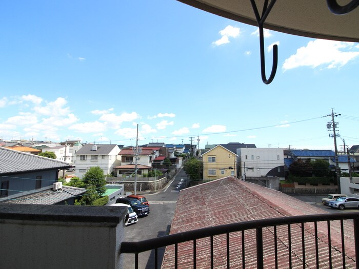 物件内観写真22　(室内からの展望)