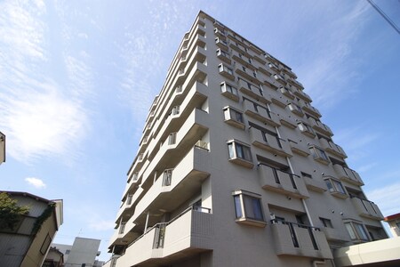 エクセレンス志賀本通外観写真