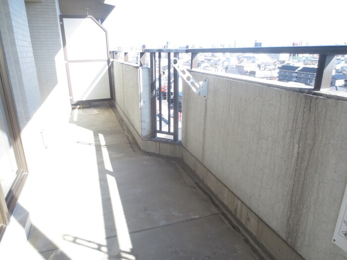 物件内観写真16　(ベランダ・バルコニー)