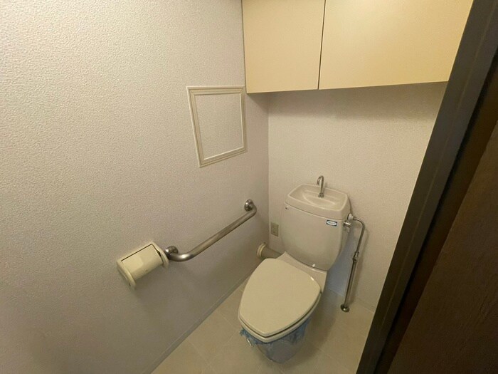 物件内観写真11　(トイレ)
