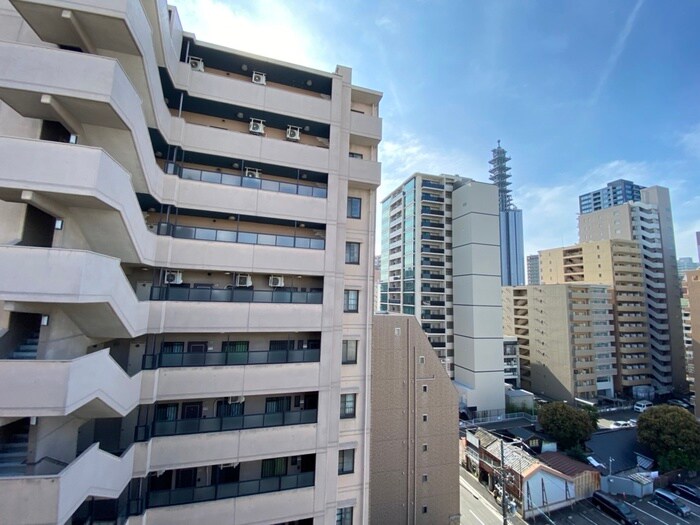 物件内観写真16　(室内からの展望)