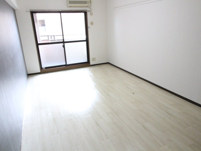 物件内観写真16　(居室)