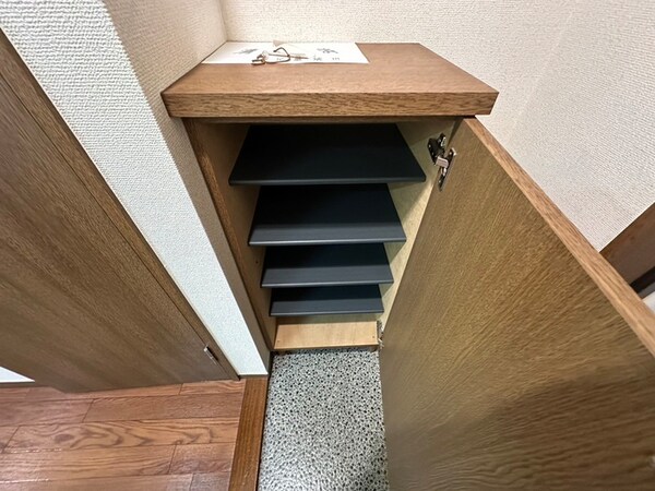 靴箱