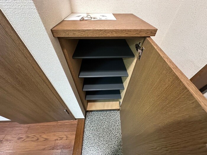 物件内観写真21　(靴箱)