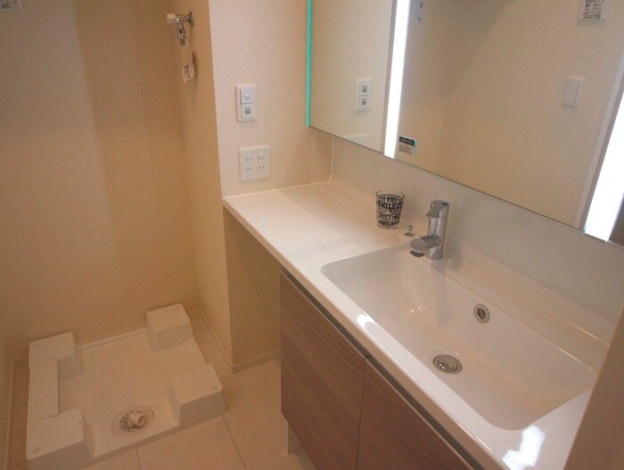 物件内観写真15　(洗面)